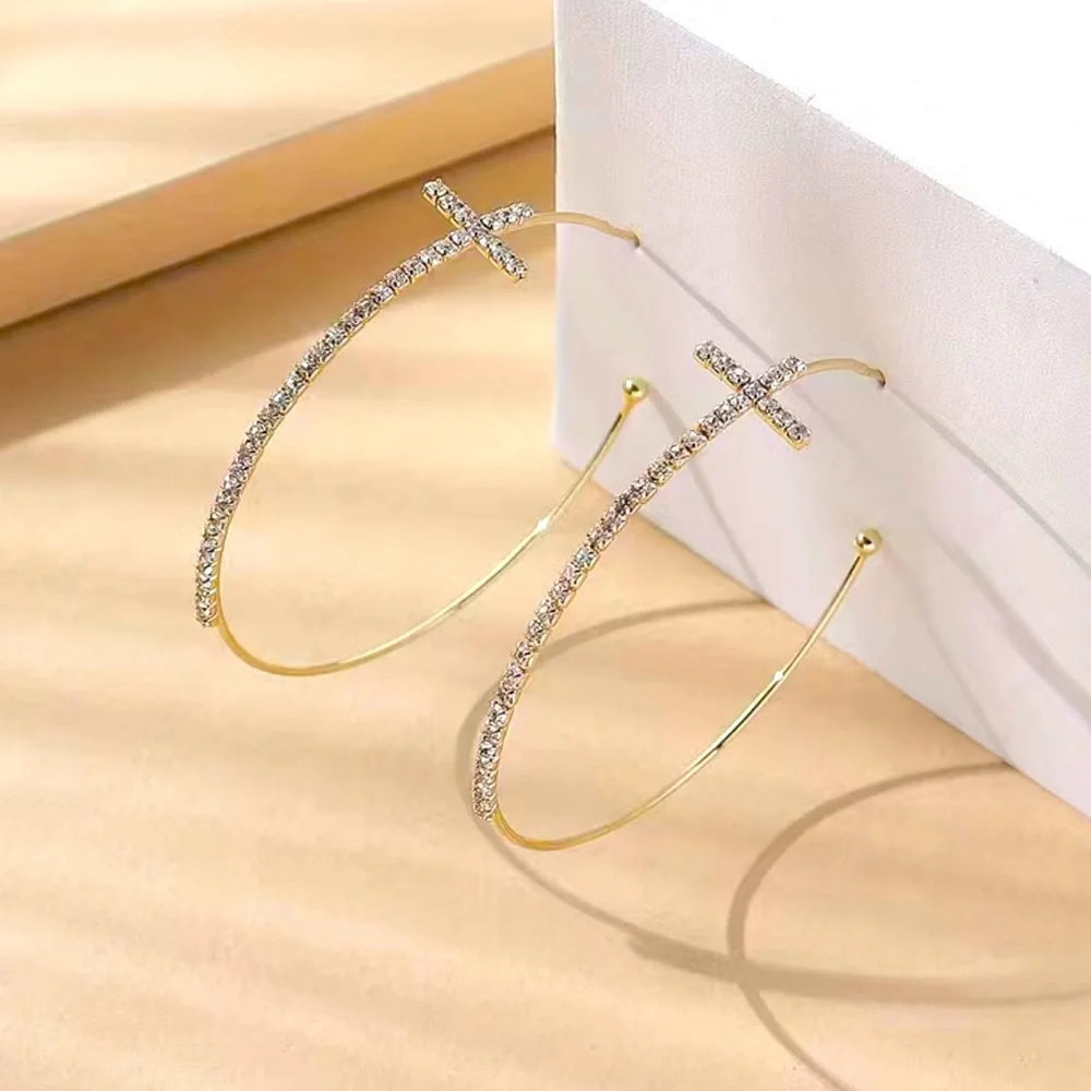 ✨✨✨Gold Cross Hoop Earring✨✨✨ - Picture 3 of 3